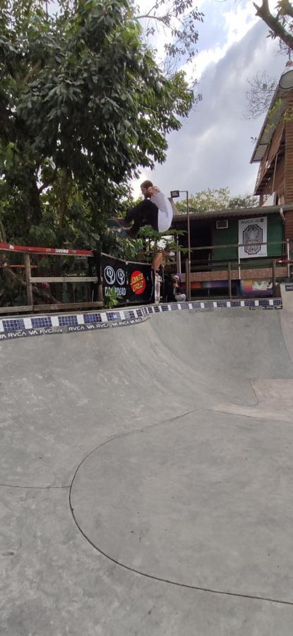 מלון קמבורי Tree Park Cambury מראה חיצוני תמונה